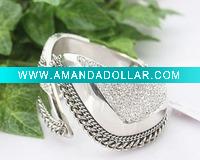 Wholesale fashion silver bangle
