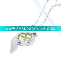 necklace pendant
