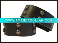 Wholesale 2011 Unisex Fashion Vintage Studed Genuine Leather Bracelet
