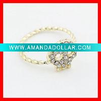 Wholesale 2011 fashion skull diamond ring