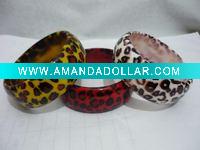 Wholesale 2011 new design resin bracelet