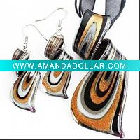 Wholesale \Glass Necklace and Earrings Set