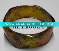Wholesale beautiful resin bracelet