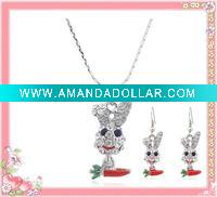 2011 new design fashion necklace
