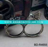 Fashion alloy double finger ring with animals