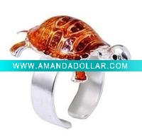 Fashion animal ring
