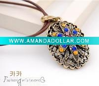 Wholesale Fashion leather necklace