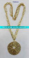 metal necklaces