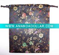Jewelry damask pouch