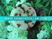Green tea oil herbal soap