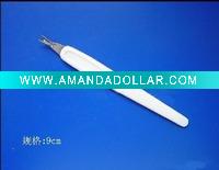 cuticle pusher