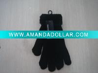 Knitting winter magic gloves