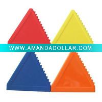 Triangle ice scraper