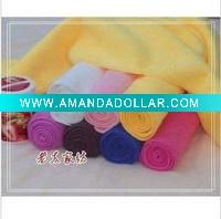 Microfiber cleaning towel