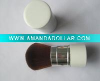 Wholesale white nylon hair retractable makeup brush