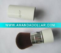 Wholesale white nylon hair retractable cosmetic brush
