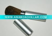 Wholesale goat hair retractable makeup brush
