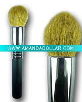 powder brush with natural brush