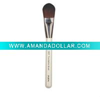 2011 fashion concealer brush