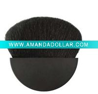 compact blush brush