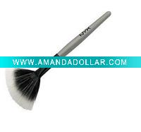 fan brush