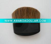 compact blush brush