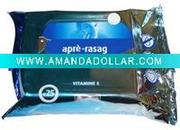 Men cleaning Wet Wipes