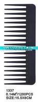 Plastic hairdressing comb