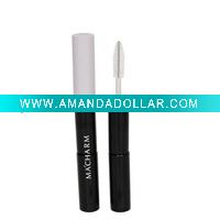 extensive black mascara
