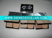 powder cake with three colors