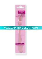 eyebrow trimmer