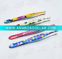 eyebrow tweezers