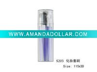 eyeshadow cosmetic brush