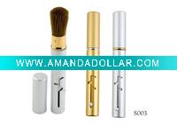 cosmetic brush