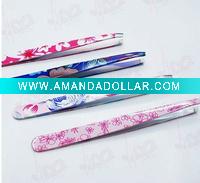eyebrow tweezers