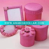 Wholesale cosmetic round paper gift boxes