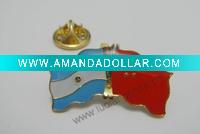 Flag badge with epoxy dome