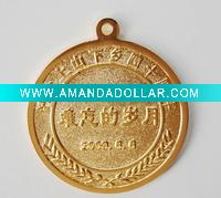 Wholesale Gold finished Medal badges