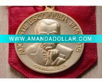 Metal medal