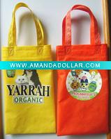 Non-woven shopping bag