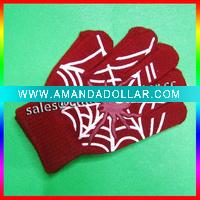 lady knitting gloves