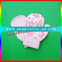 girl pink gloves