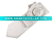Woven polyester tie