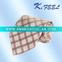 Fashion-forward men's check polyester tie