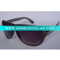 Sunglasses for men and women, in latest styles and medium to high qualities