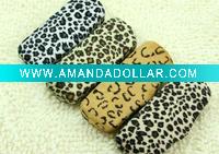 Wholesale the metal case covered with leather