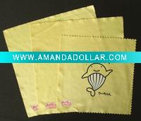 glasses cleaning cloth