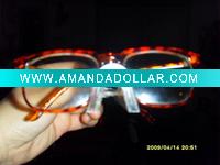 eyeglasses display shelf