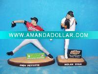 Wholesale Polyresin sports baseball action figurines