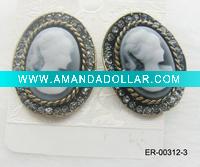 classic style beauty head ear stud